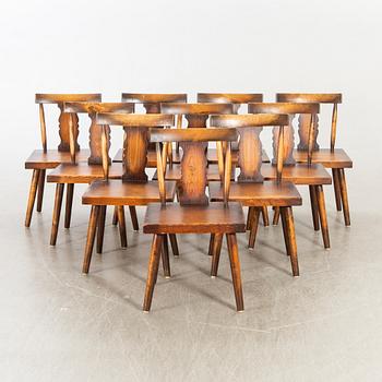 A 1940's 11 pcs dining table and chairs.
