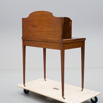 DAMSKRIVBORD, England, 1900-talets mitt.