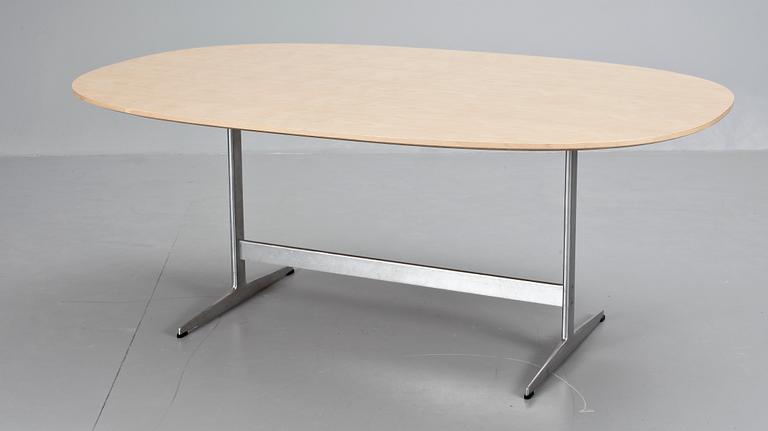 BORD, "Superellips", Bruno Mathsson och Piet Hein för Fritz Hansen, 1986.