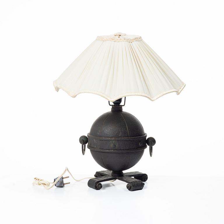 Table lamp, 1910s/20s.