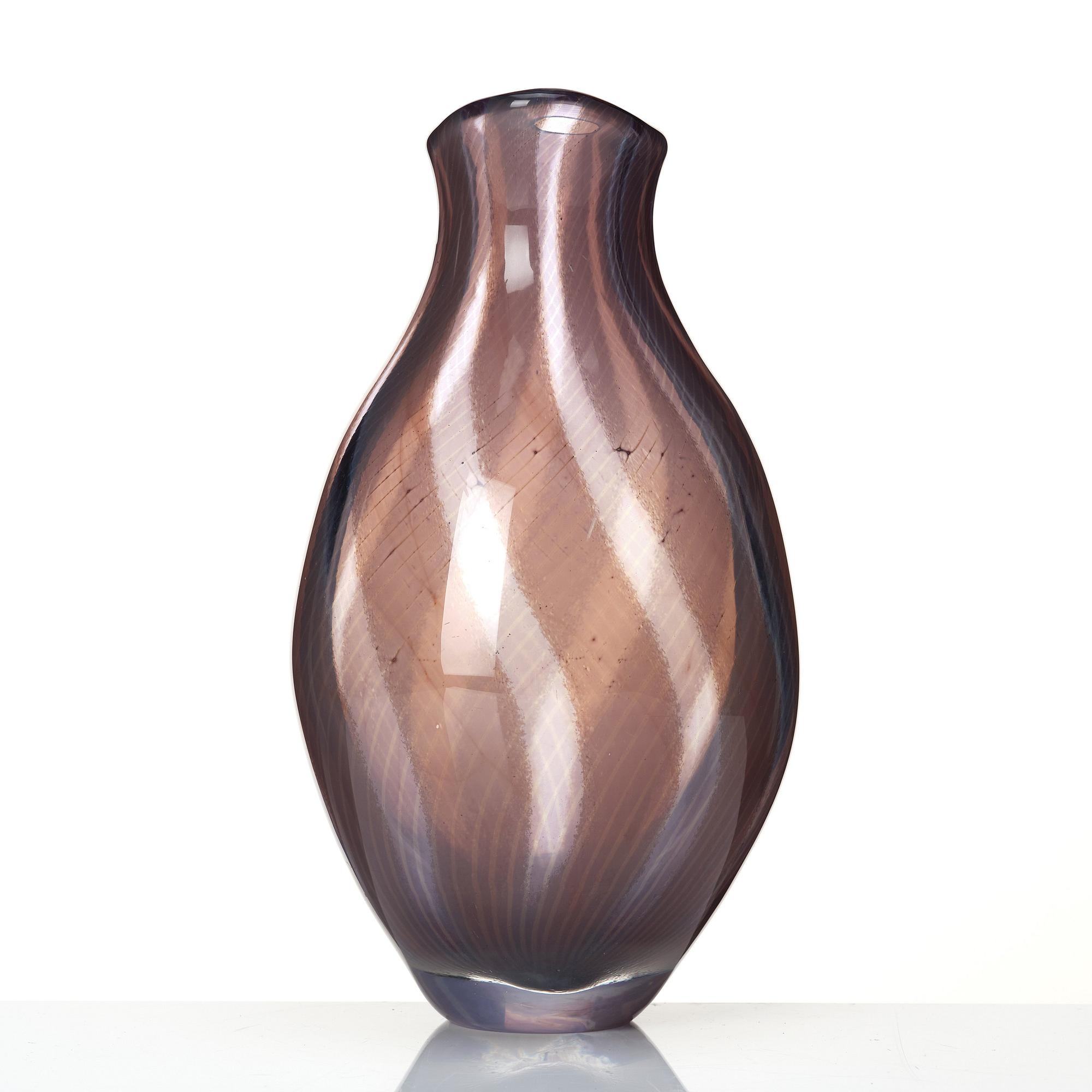 Edward Hald, a 'slipgraal' glass vase, Orrefors 1952.