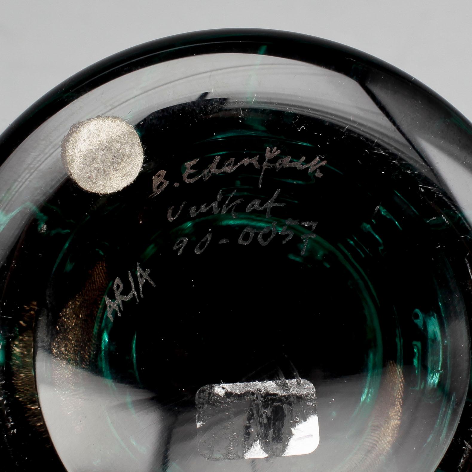 VAS, glas, "Aria", Bengt Edenfalk, Studioglas Strömbergshyttan 1990.
