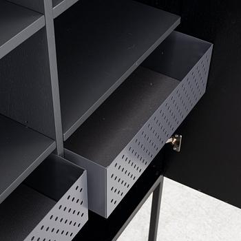 Skåp, ”Barn Cabinet”, Woud, Danmark, samtida.