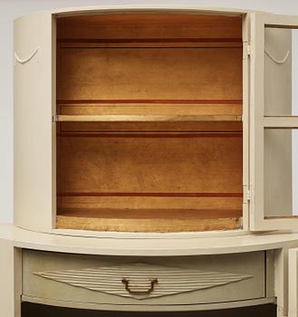 Gunnar Asplund, a Swedish Grace cabinet, ca 1920.