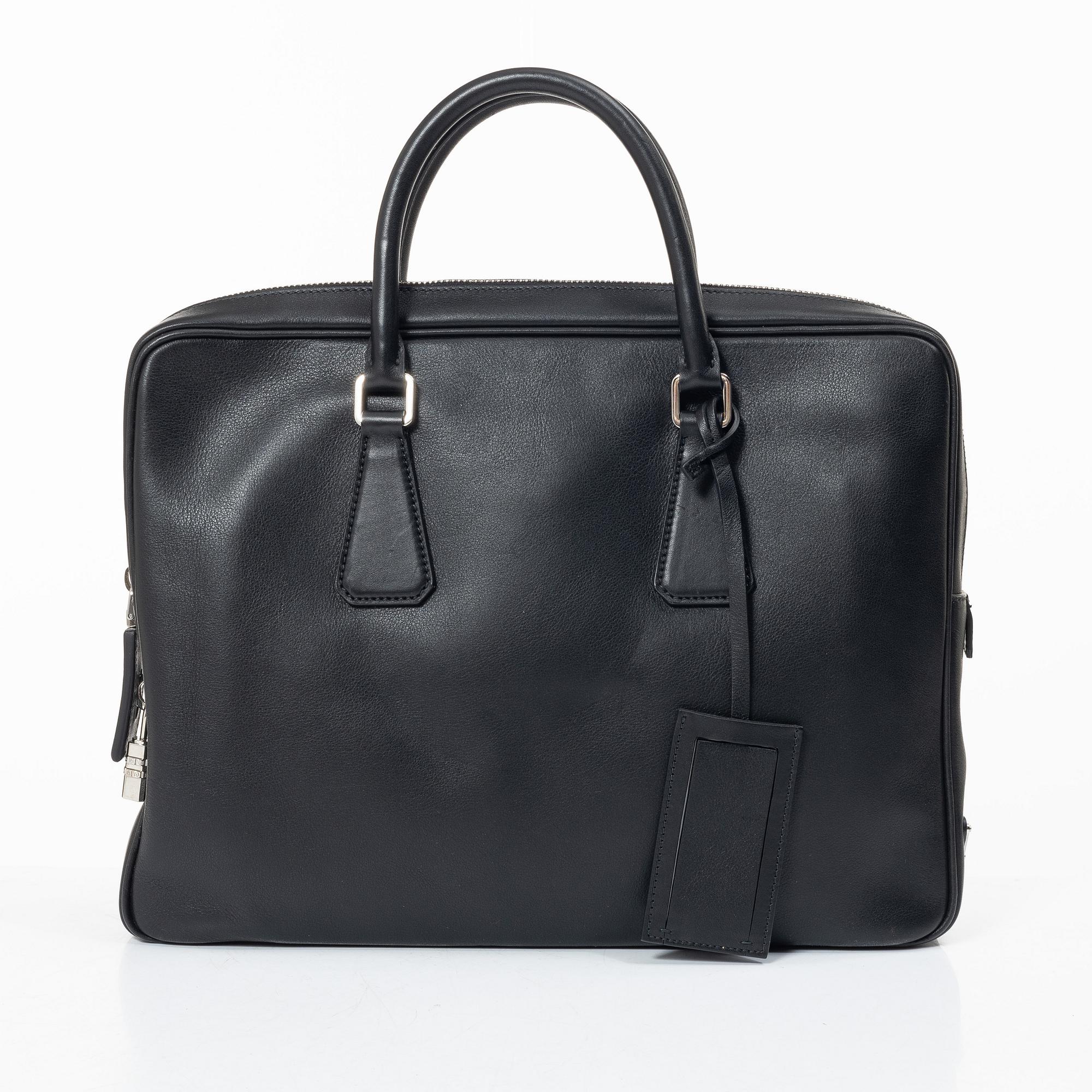 Prada, portfölj.