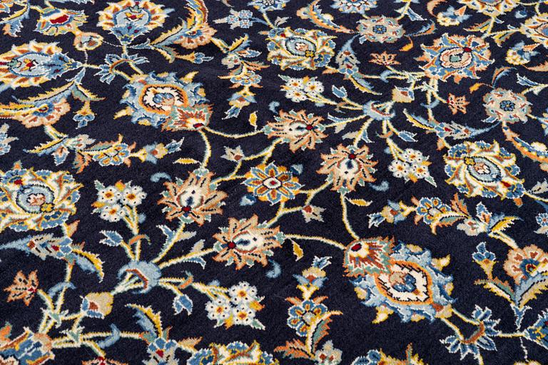 Carpet, Keshan, approx. 340 x 240 cm.