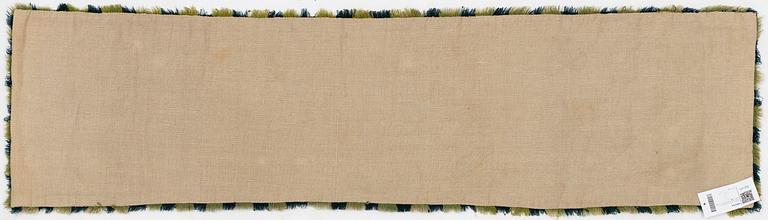 Åkdyna,  Skåne korsstygn och tvistsöm daterad 1845 EPD, ca 142 x 38 cm.