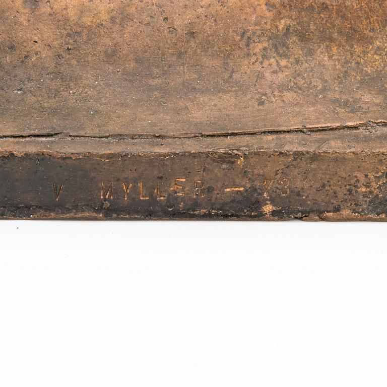 VEIKKO MYLLER, relief, bronze, signed and dated -73.