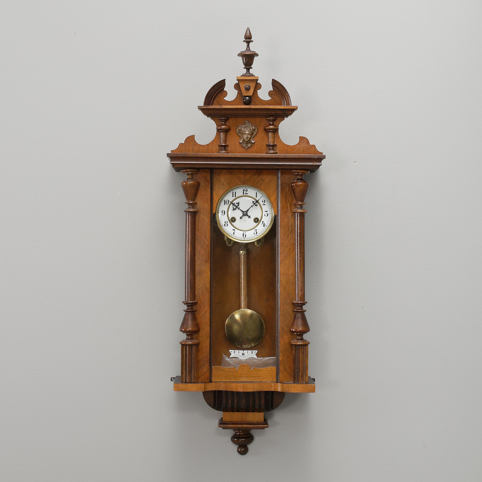 VÄGGUR, Junghans, nyrenässans, 1800-talets slut.