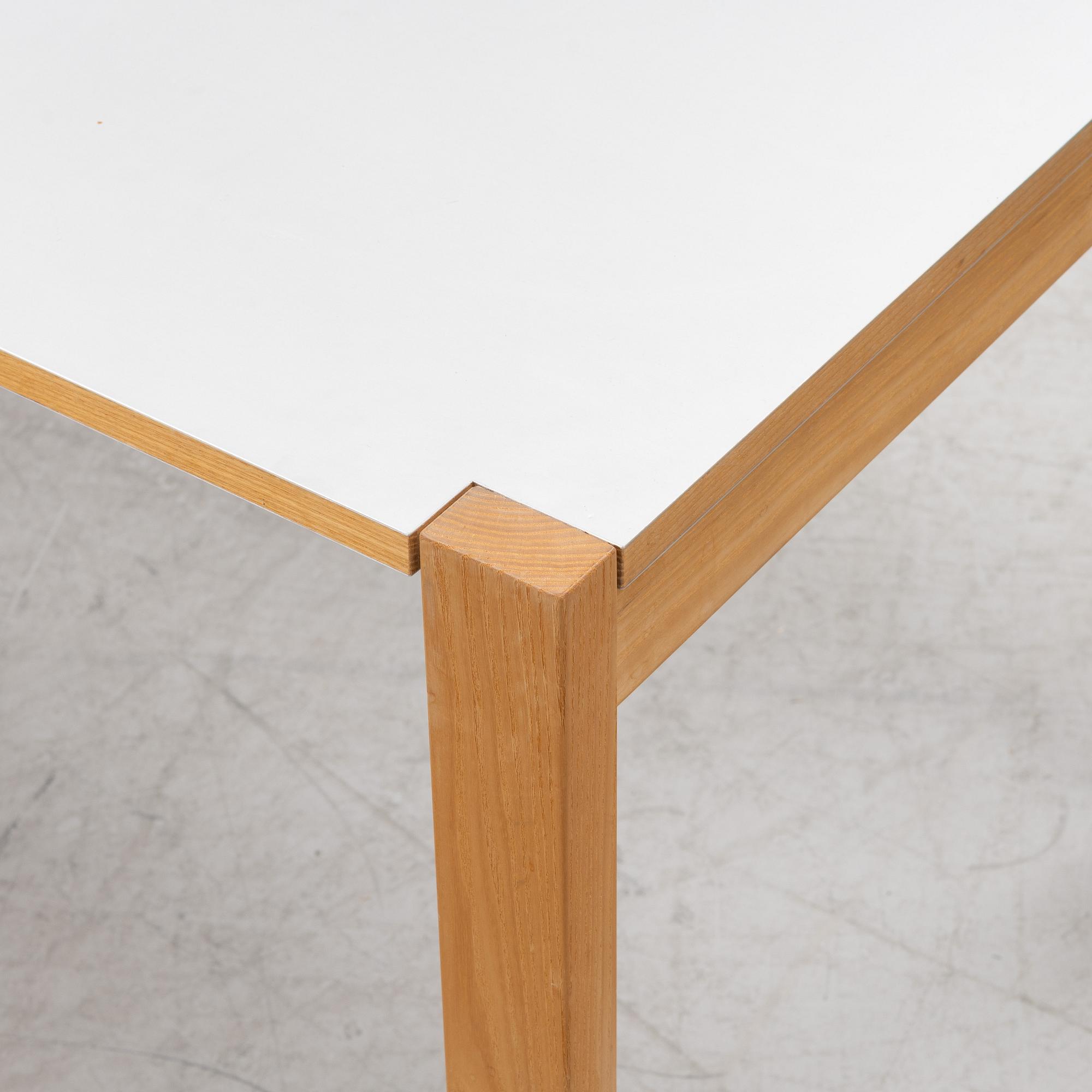 Kerstin Olby, matbord, "No limit", Olby design, 2000-tal.