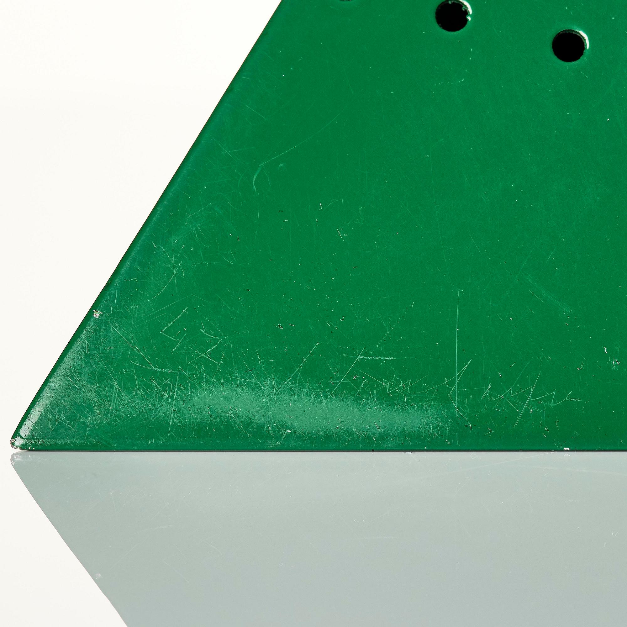Lucio Fontana, "Pyramid.".