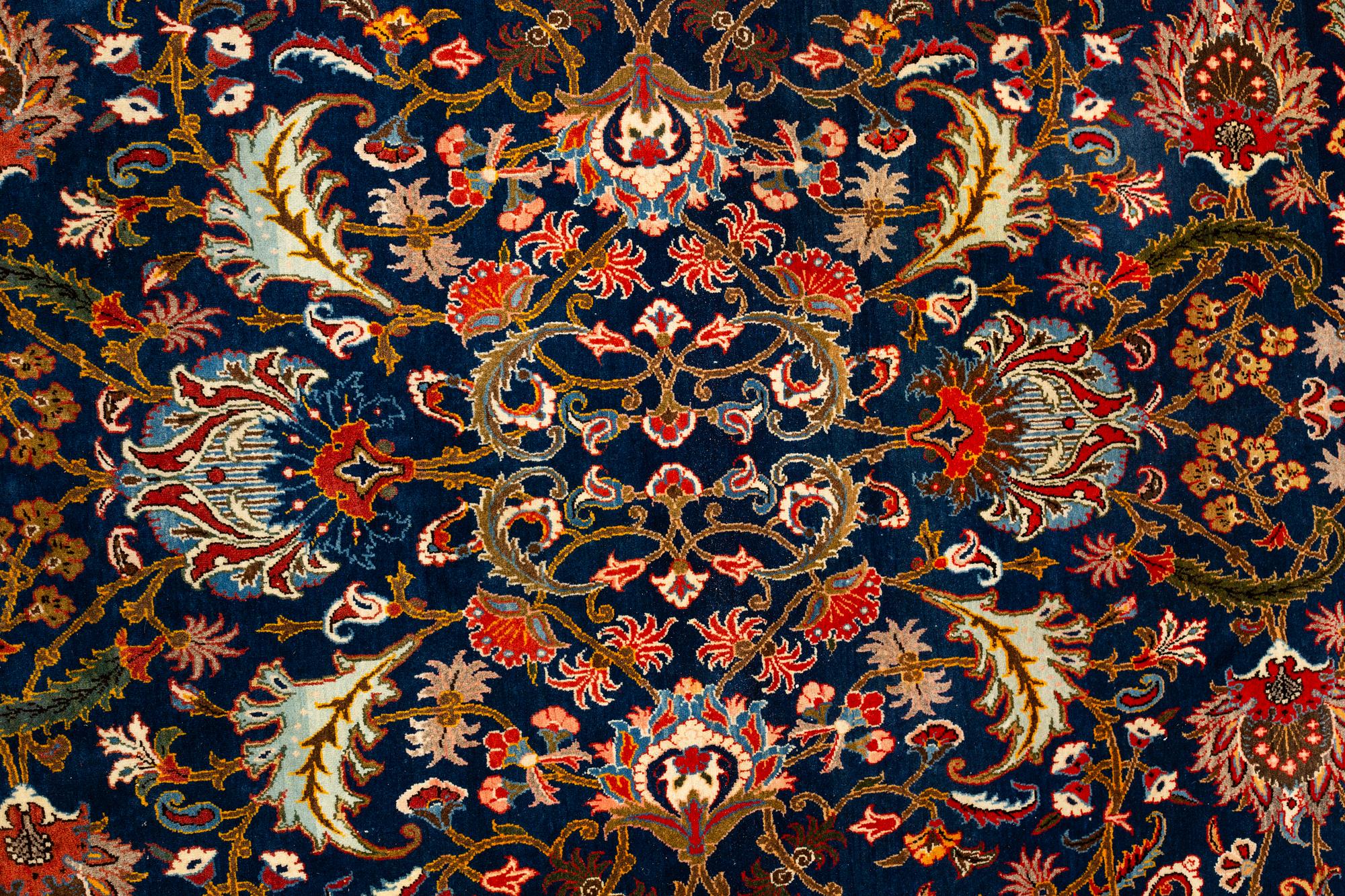 Matto, semi-antique Veramin / Qum, ca 334,5 x 207,5 cm.