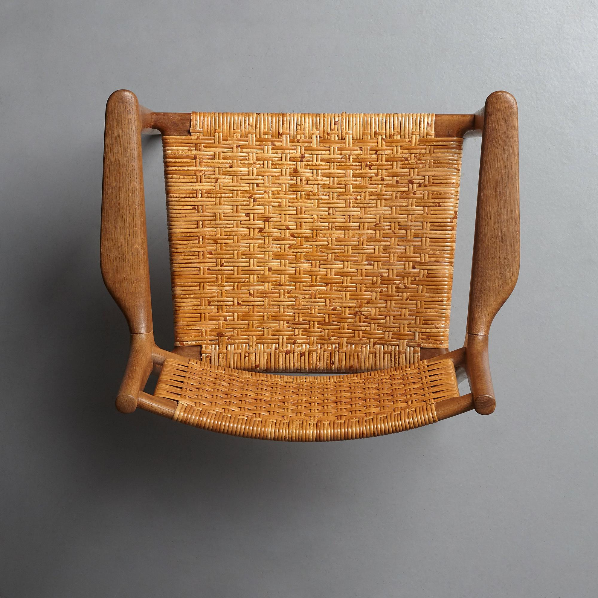 HANS J WEGNER, a "JH 516" chair for Johannes Hansen, Denmark 1950's.
