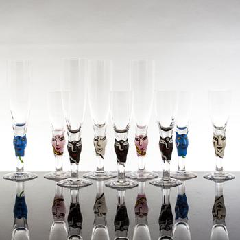 ULRICA HYDMAN-VALLIEN, glas, 9 st, 'Open minds', snaps och champagne glas för Kosta Boda.