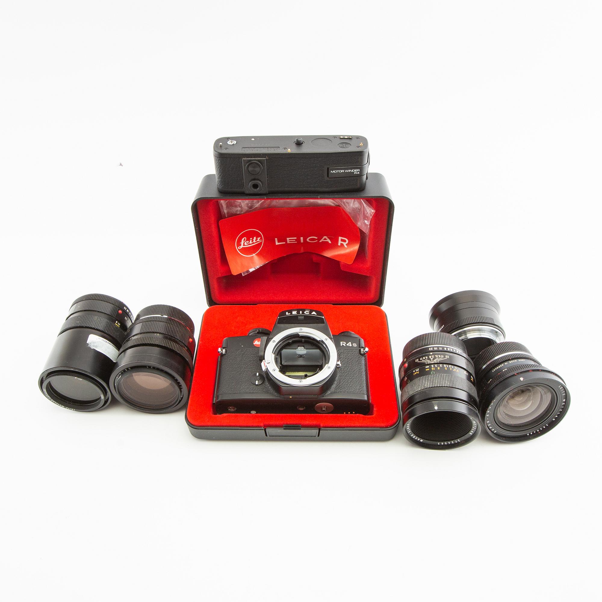 Camera Leica - R10045 with lens and accessories.