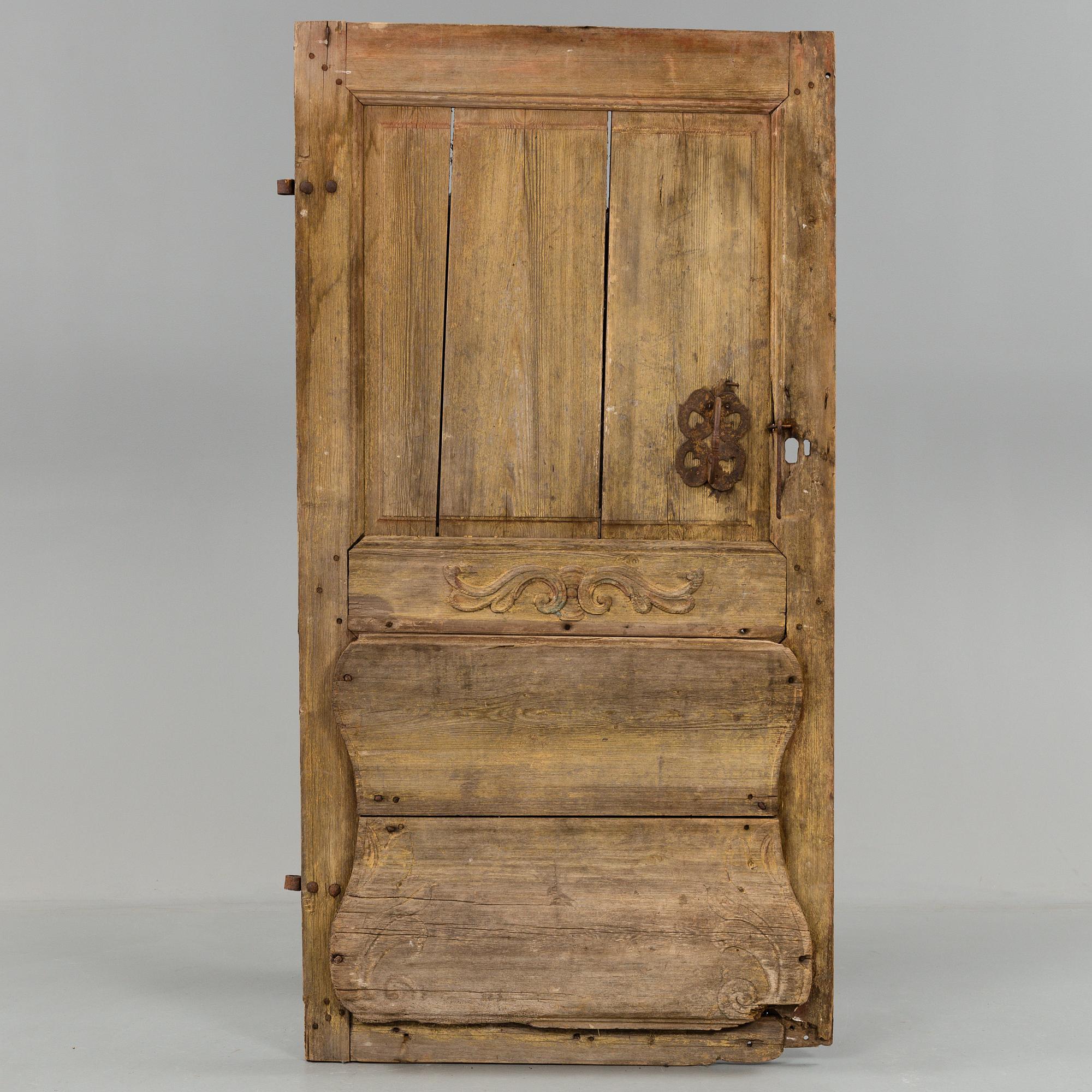 a pine door from around 1800.