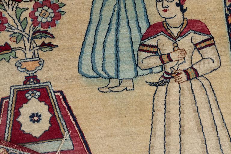 An antique Kerman Raver rug, ca 225 x 141 cm.
