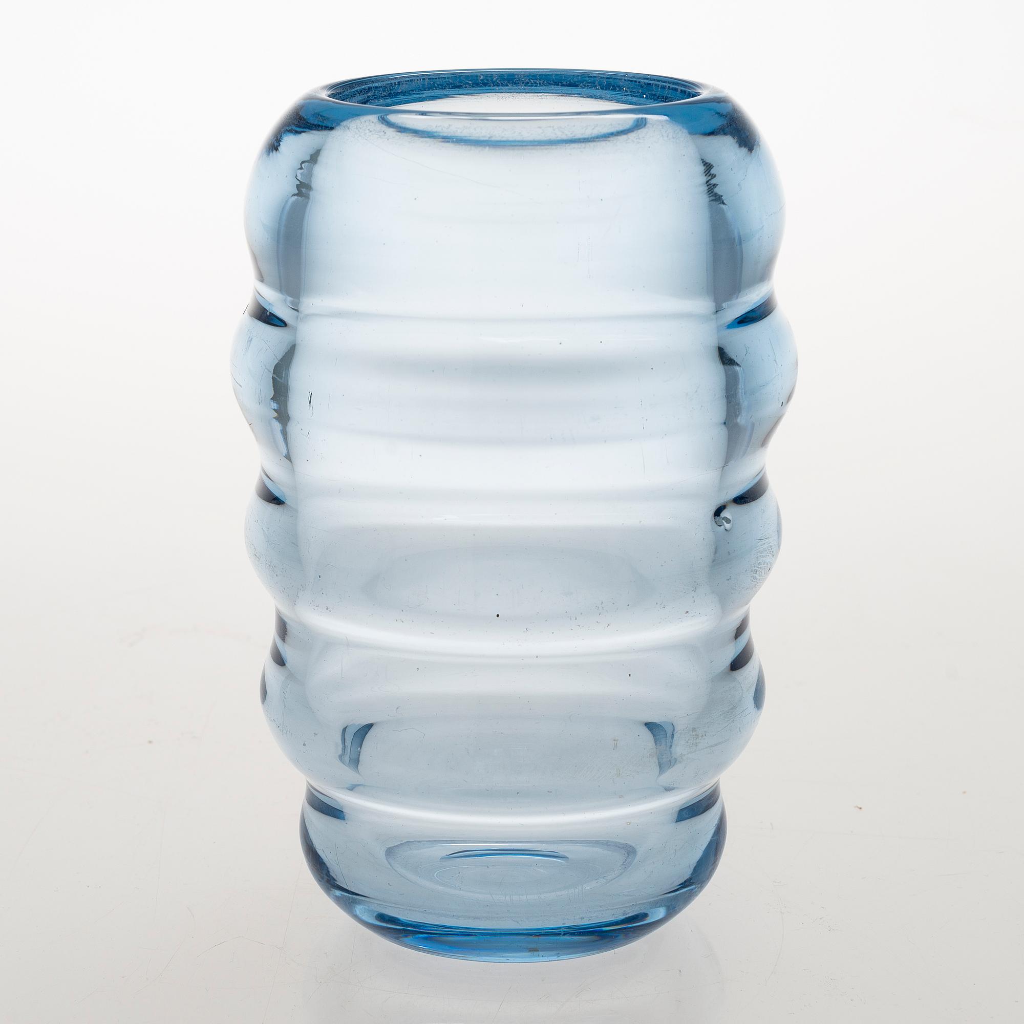 RUNAR ENGBLOM, a 1930's vase signed Riihimäen Lasi, Runar Engblom.