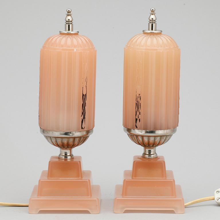 BORDSLAMPOR, ett par, art deco, 1920/30-tal.
