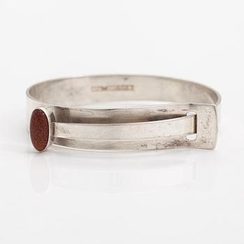 Elis Kauppi, Armband, silver, aventuringlas. Kupittaan kulta, Åbo 1958.