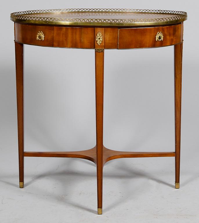 BORD, gustaviansk stil, 1900-talets första hälft.