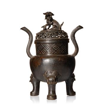 1114. Rökelsekar med lock, brons. Mingdynastin (1368-1644).