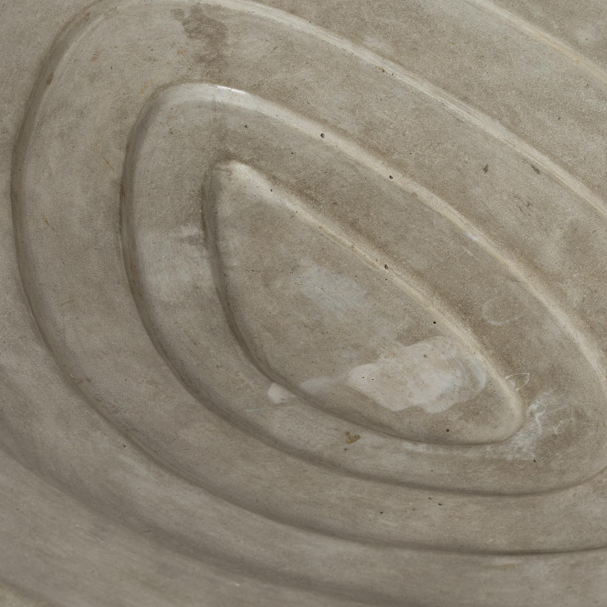 Stina Lindholm, a concrete dish, Skulpturfabriken, Sweden.
