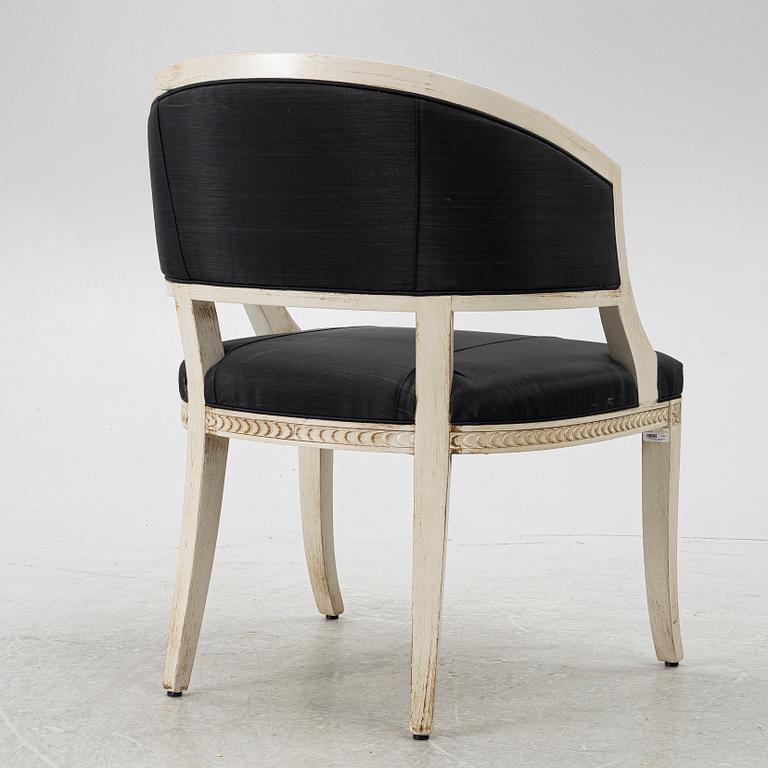 Karmstolar, ett par, sengustaviansk stil, 1900-talets andra hälft.