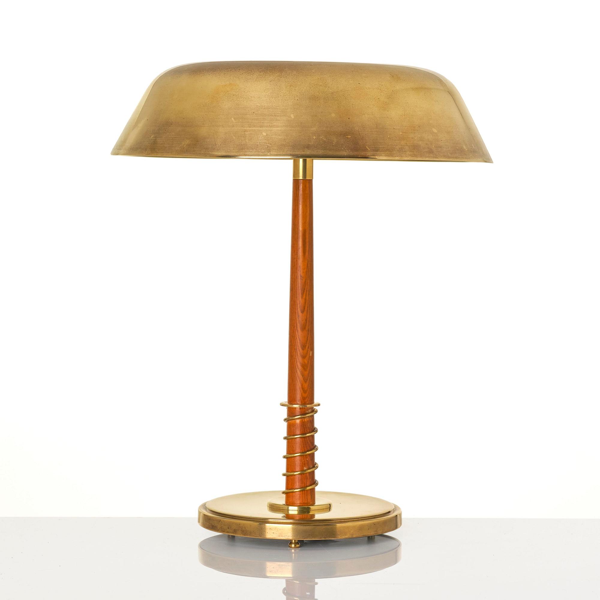 Harald Notini, a table lamp model "15441", Arvid Böhlmarks Lampfabrik, Stockholm, 1940s.
