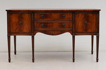 SIDEBOARD, England, 1900-talets andra hälft.