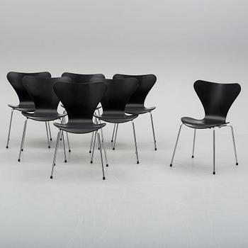 ARNE JACOBSSON, stolar, 7 st, "Sjuan", Fritz Hansen, 1900-talets slut.