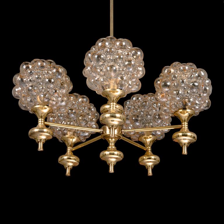 A 1960/1970's chandelier.