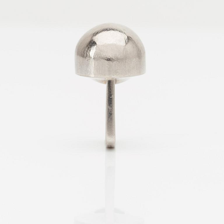 Sigurd Persson, ring, Stockholm 1985, 18K vitguld.