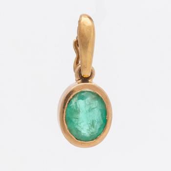 Örhängen 14K och hänge 18K guld och smaragder.