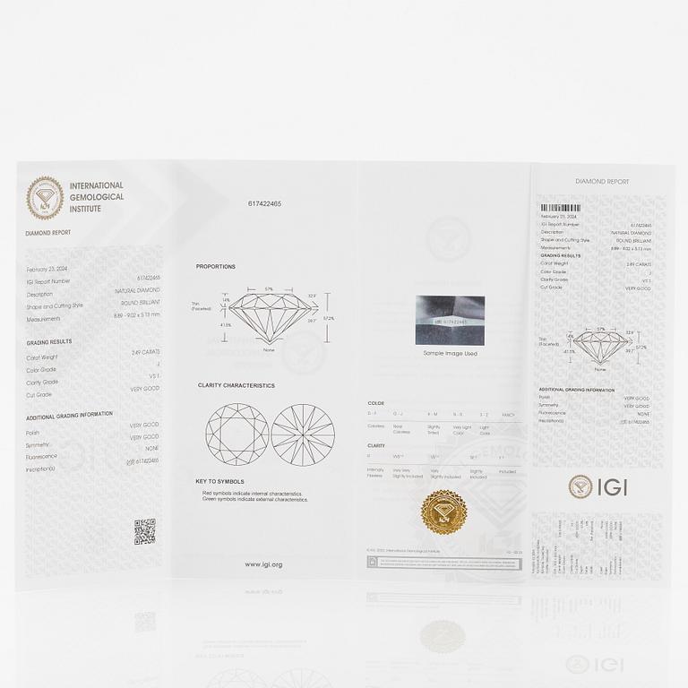 Necklace, 18K white gold with brilliant-cut diamonds.