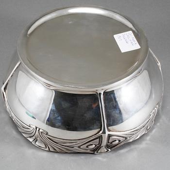 SKÅL, silver, Carl Fredrik Carlman, Stockholm, jugend, 1907. Vikt 602 gram.