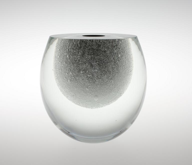 Timo Sarpaneva, A GLASS SCULPTURE, 0740, 3660.