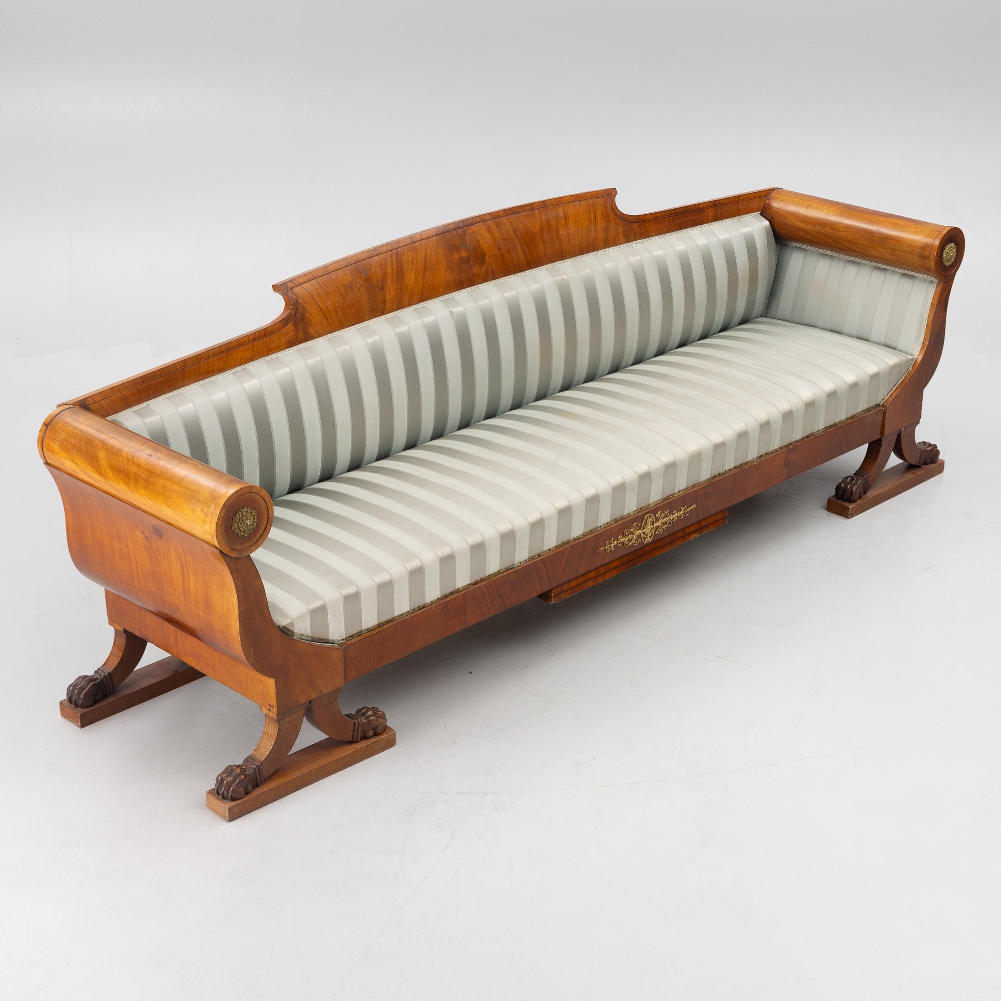Soffa, Karl Johan, 1800-talets första hälft.