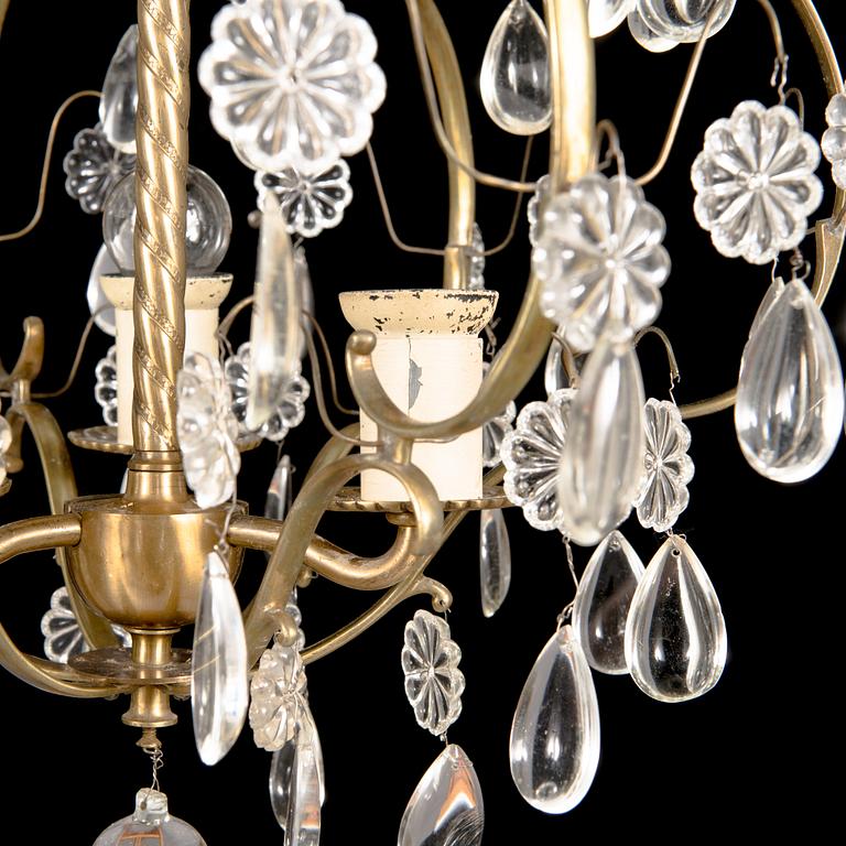 Paavo Tynell, a mid-20th century '1457/3' chandelier for Taito.
