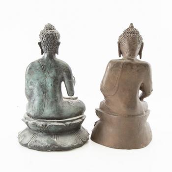 Buddhor 2 st Ostasien 1900-tal metall.