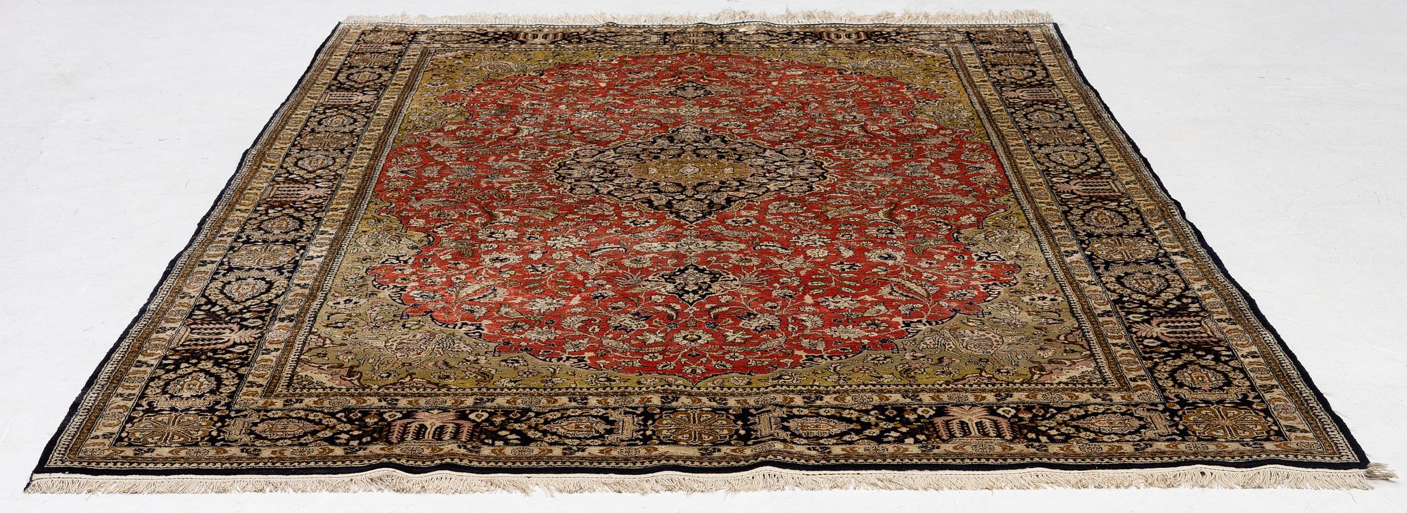 Carpet, silk, Nain, approx. 294 x 190 cm.
