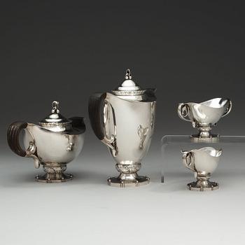 A Georg Jensen 4 pcs coffee- and tea service, Copenhagen 1933-44 (the teapot 1945-51).