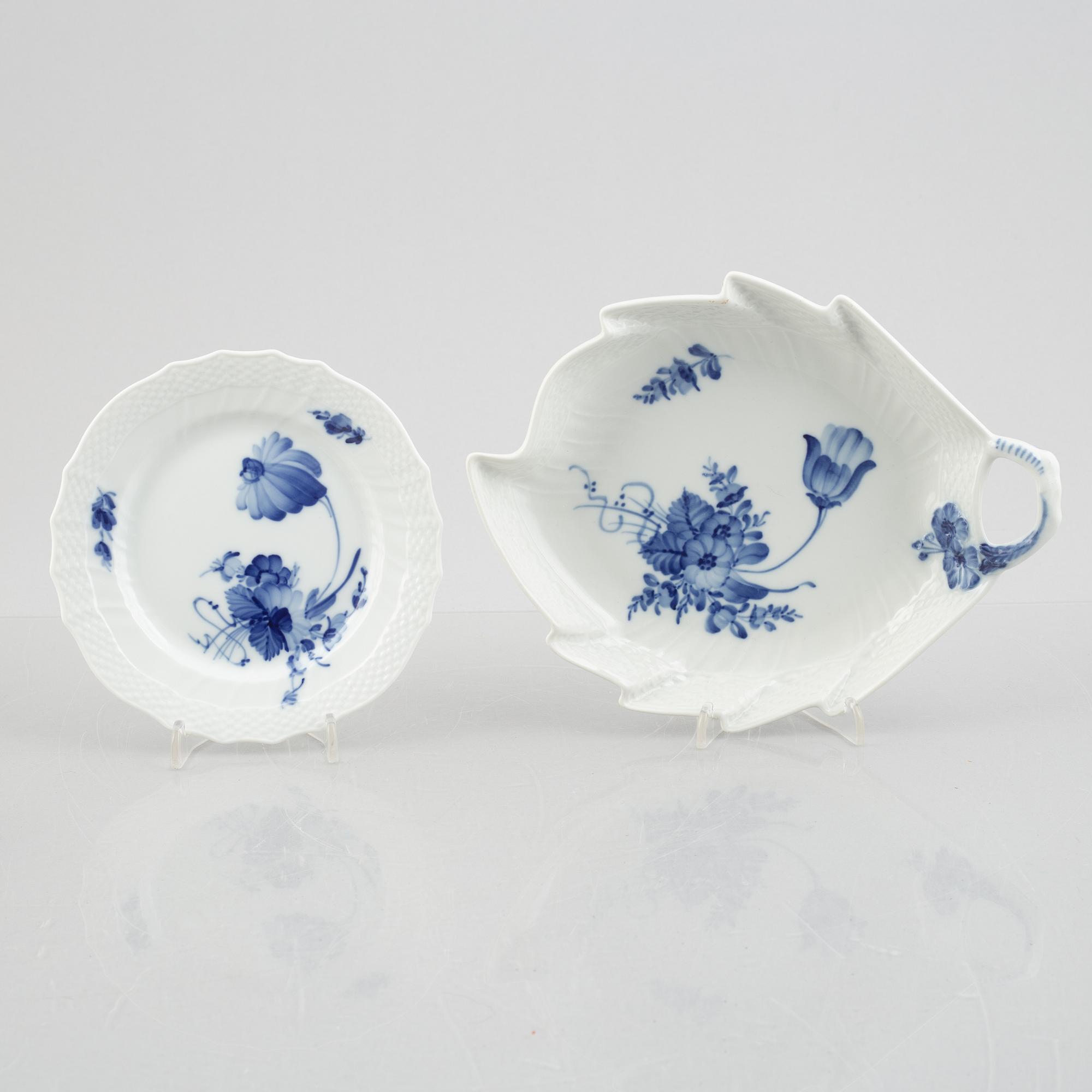 Royal Copenhagen, 53 pieces of a porcelain "Blue flower" coffee and mocha service, Denmark.