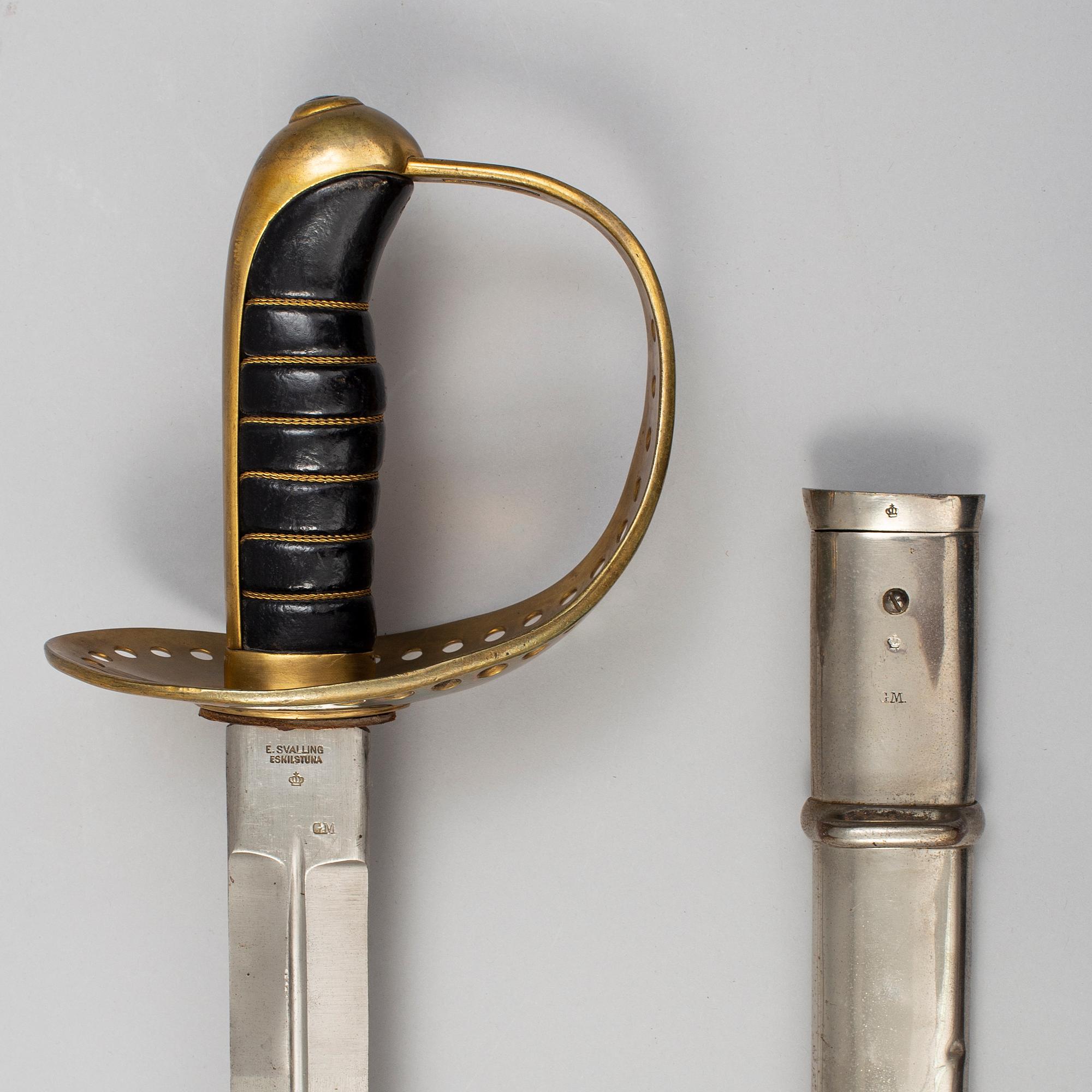 A Swedish cavalry sabre 1893 pattern.