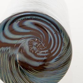 OIVA TOIKKA. Vase. Signed.