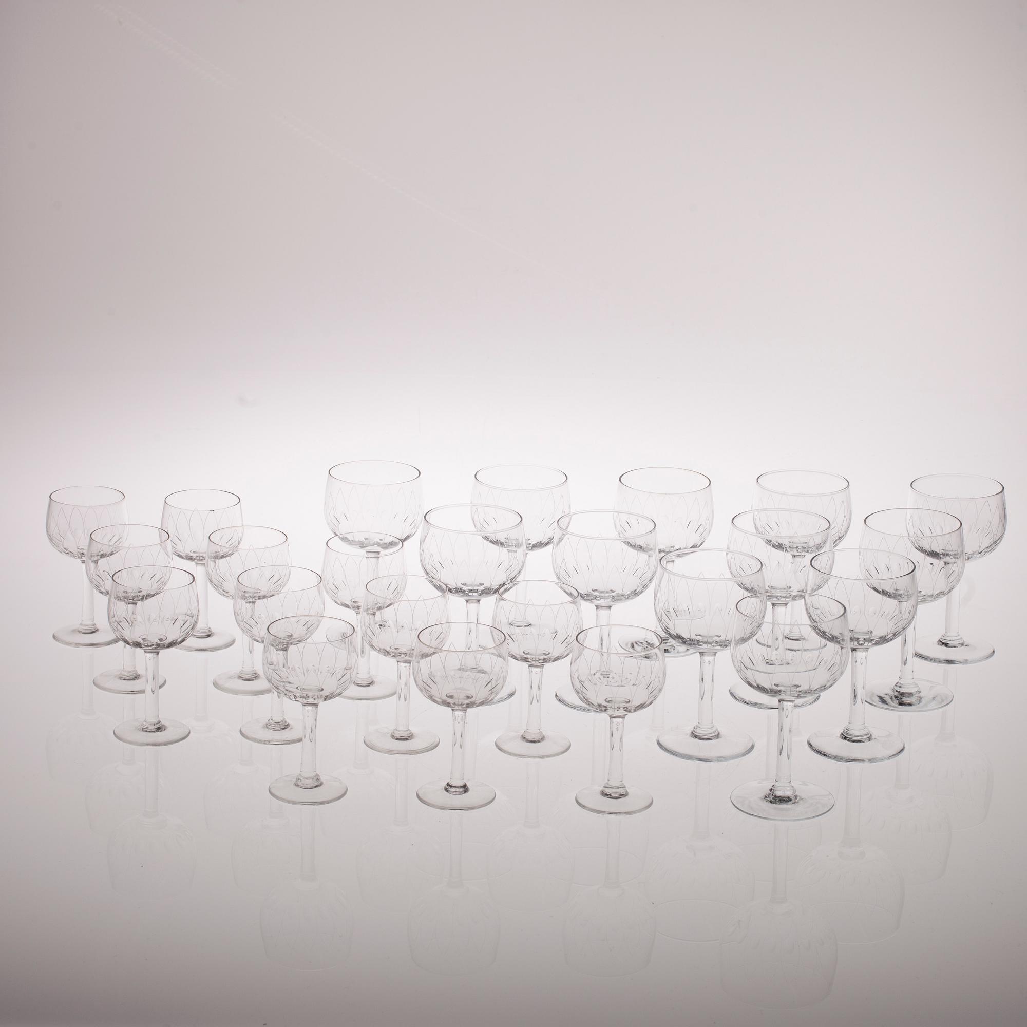 GLASSERVIS, 24 delar "Kilta" Göran Hongell, Iittala. Formgiven 1947.