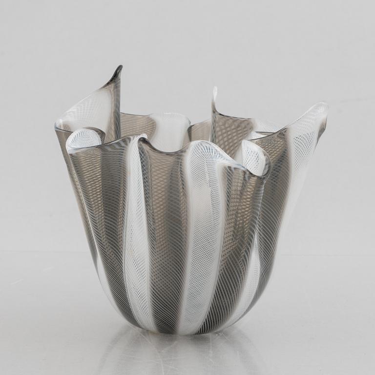Fulvio Bianconi & Paolo Venini, a glass bowl, 'Fazzoletto', Venini, Murano, Italy.