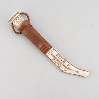 Folke Fjällström, a reindeer antler knife, signed.