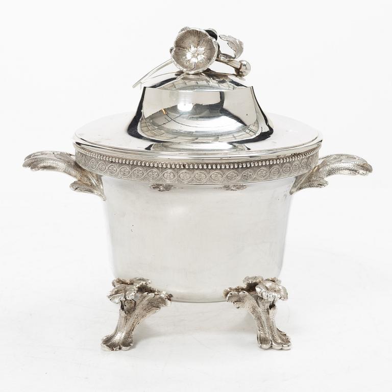 A Swedish silver bowl with lid, mark of Alfred Ambrosius, Stockholm 1891.