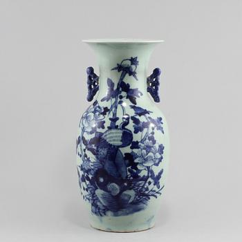 GOLVVAS, porslin, Kina, 1800/1900-tal.